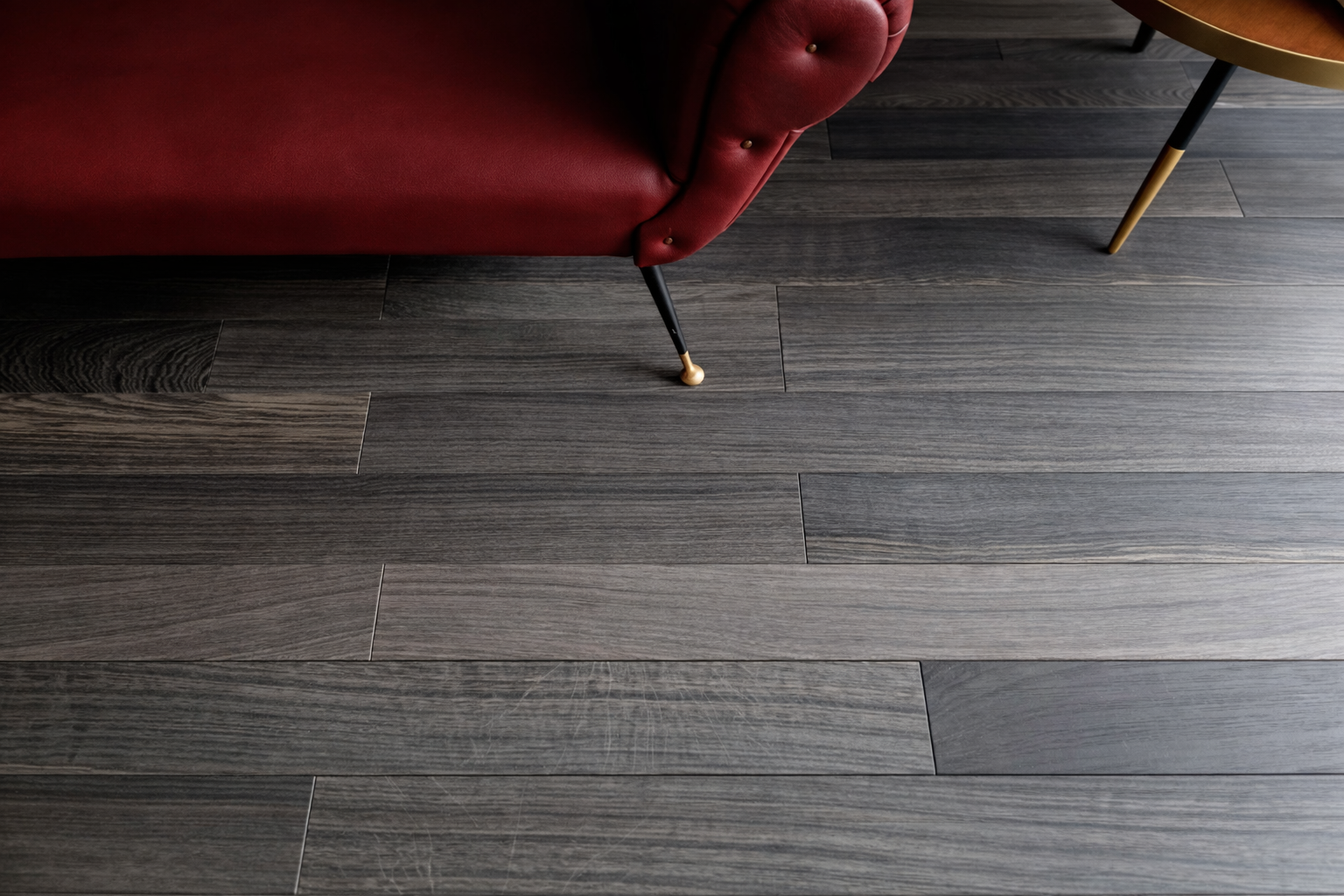 Уникальная текстура морёного дуба